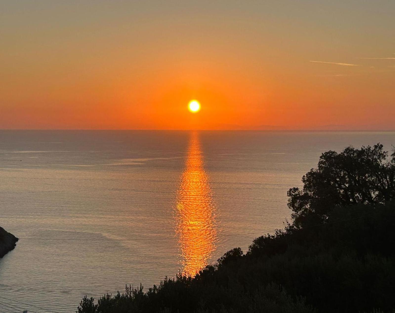 Villa Velta Sea Sunset Porto Santo Stefano  Extérieur photo